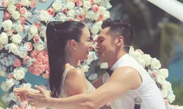 机加工分享赵工|错过周星驰，三婚两离，嫁小13岁老公的钟丽缇真的幸福吗？