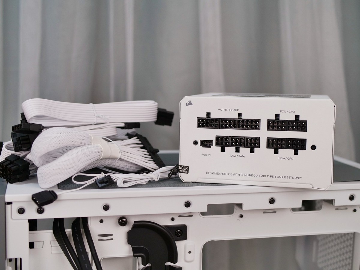 机箱|给女生配电脑?颜值是关键,附实惠配置清单,日后升级还能自己用