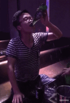 智商税|“刚提回来的新车上趴了一个金色昆虫，有什么寓意吗？”要发了？