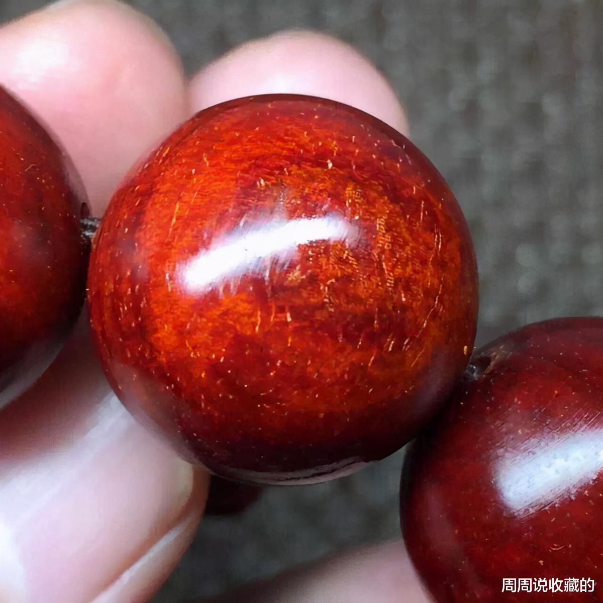 小叶紫檀|挑选小叶紫檀的关键点，老手上手一摸就明白