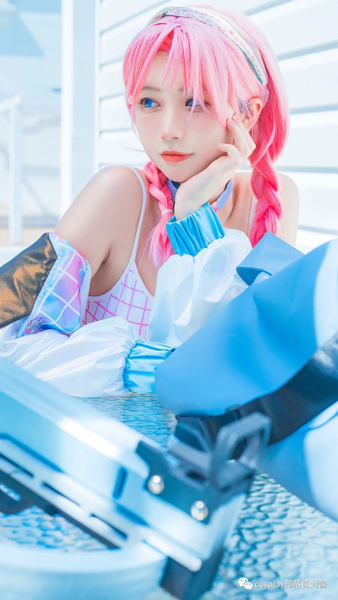 明日方舟|cos：明日方舟蓝毒cos正片@摇曳薄荷