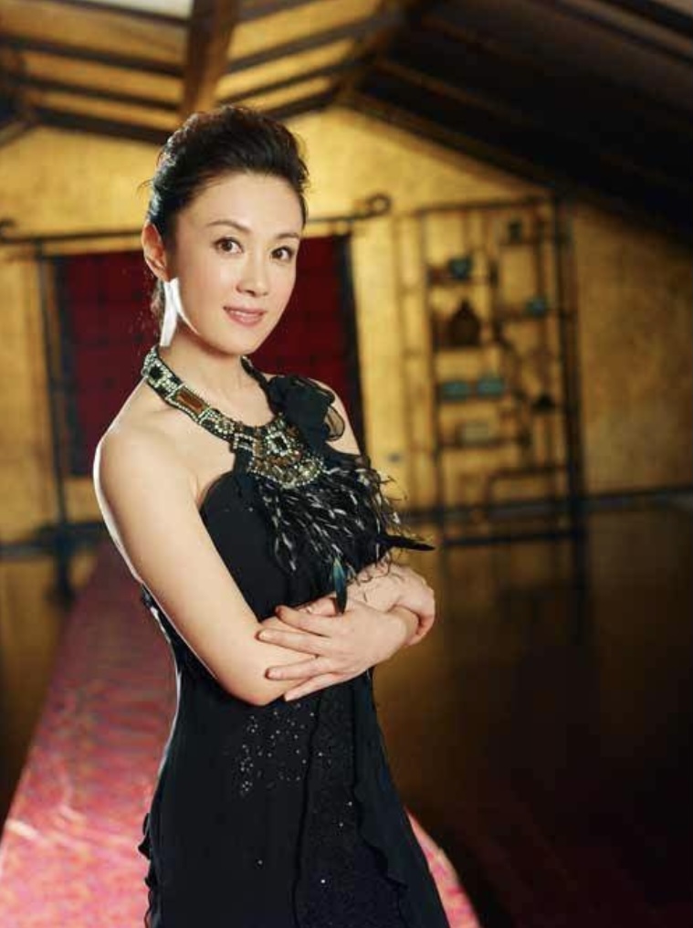 朱雪梅|曾经的大陆第一美女，因吸毒前途尽毁，身家过亿53岁却孤独一人