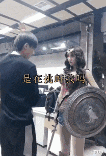 苏月瑾 “香烟没出现之前，抽旱烟的人为什么很少得肺病？”哈哈