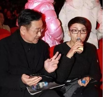 宋丹丹|又一位艺术家自曝患老年痴呆，57岁就显露症状，为何自嘲是好事？