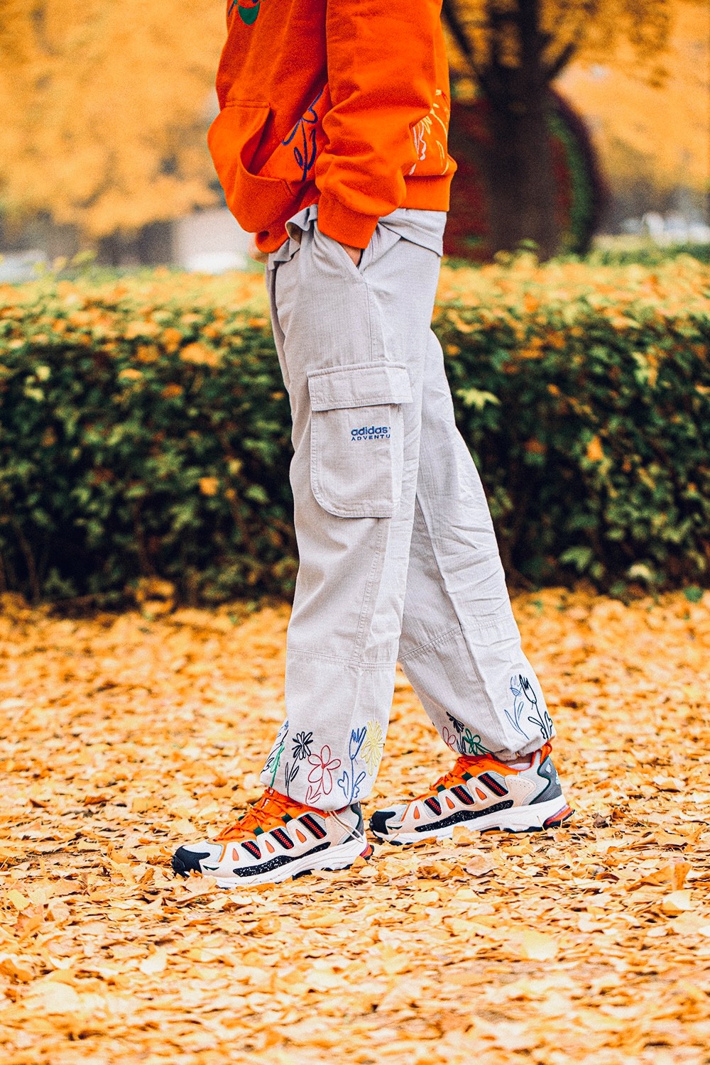 FLIGHTCLUB中文站 阿迪整活儿行啊!除了 Yeezy 疯狂补货还有这双「三方联名」!登场计划已经泄露!