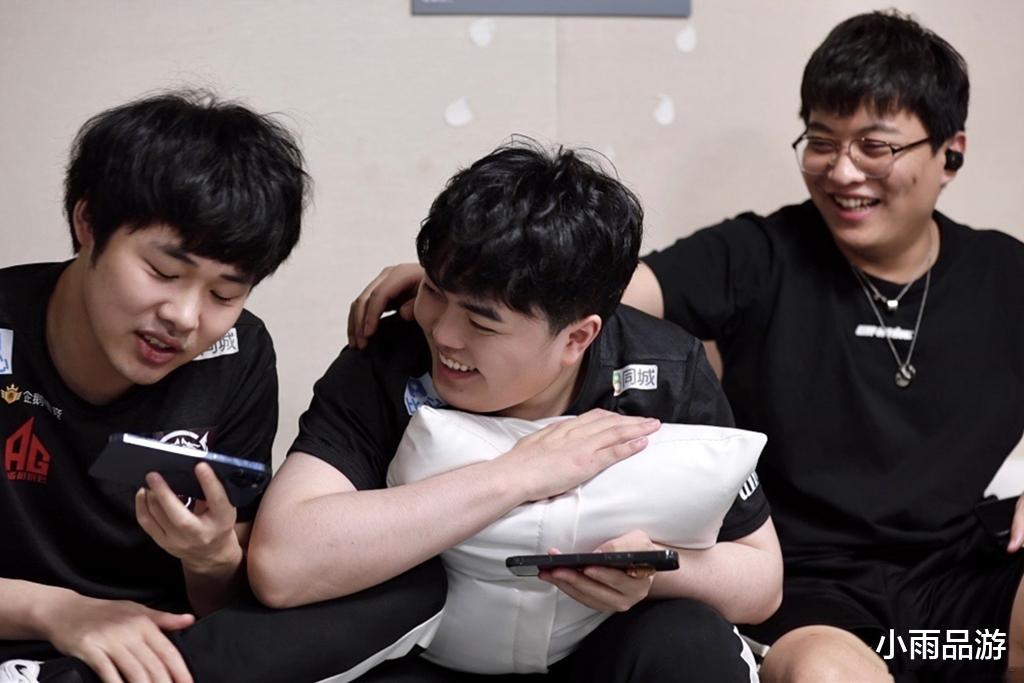 曹志顺|AG中路首发待定，久诚和笑影轮换训练，张角上台他很可能要替补