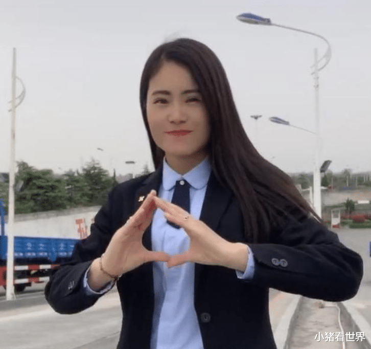 该同情吗?网红女保安有俩孩子却自称单身,在酒店约见粉丝被杀害