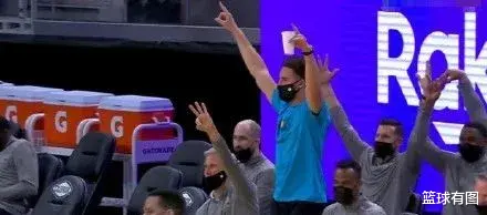 斯蒂芬·庫里|三節(jié)49分！還能怎么夸？地球毀滅那就是他干的..