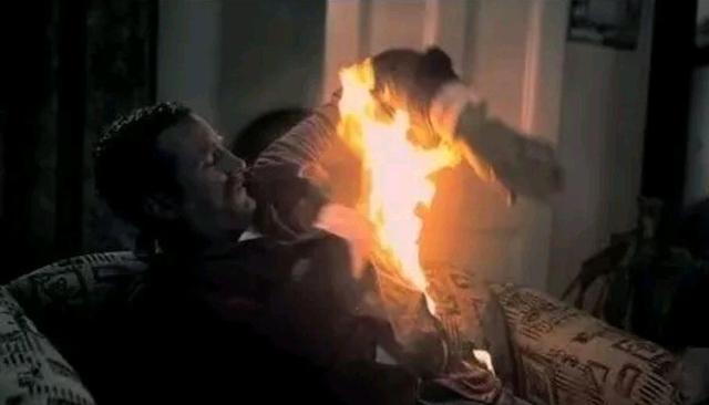 |人体为什么会自己燃烧？这三种比较观点比较靠谱