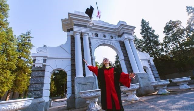 依科育儿吧|清华学霸面对现实说出一句话：差距是永远不能追赶上的