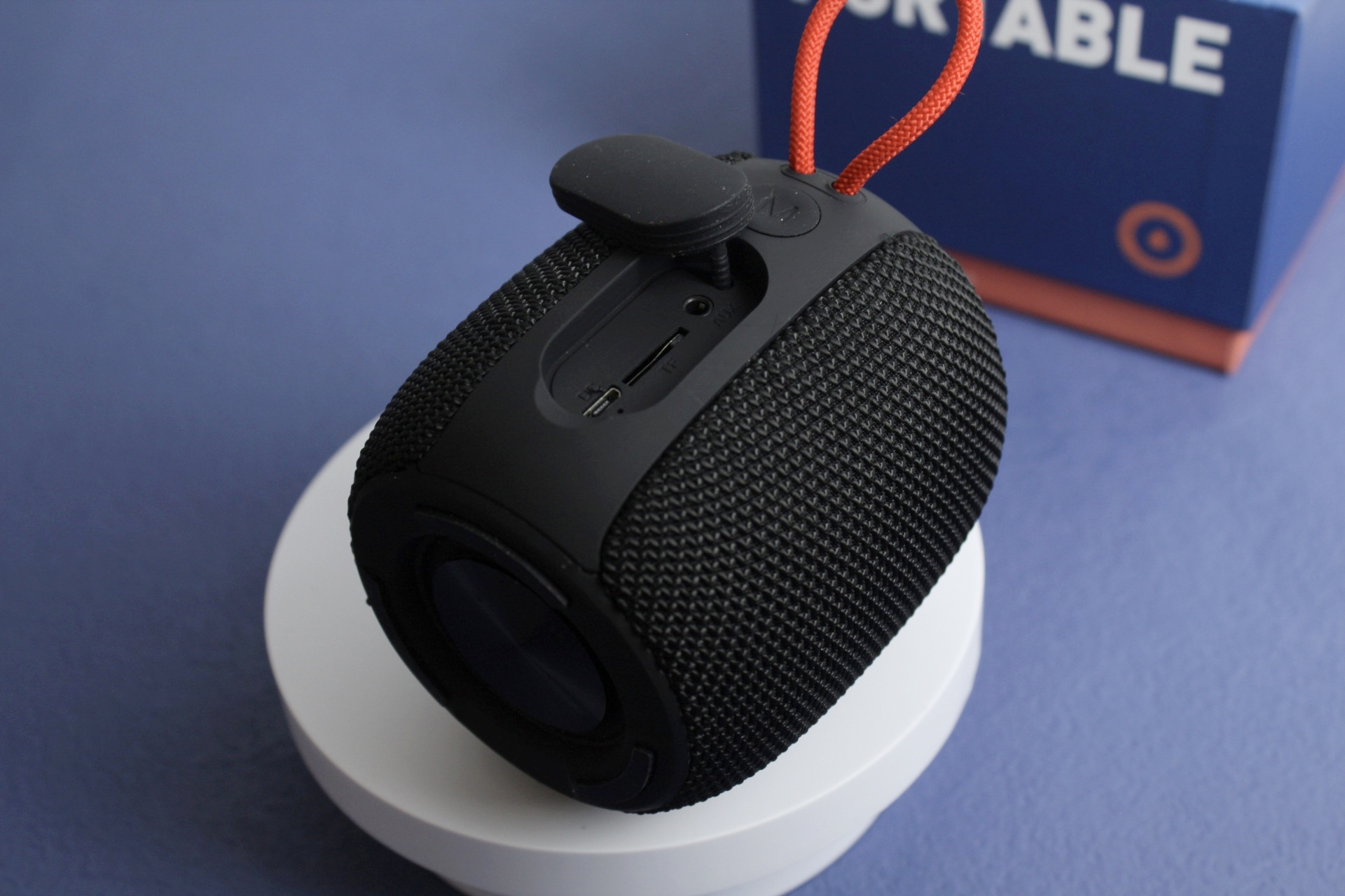 软件|居家旅行好伴侣，Sanag M11蓝牙音响：小身材大能量