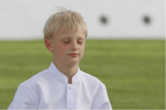 天赐佳名卜广鉴|牛年出生的男孩起名方法:洋气大方,个性潮流的男孩名字