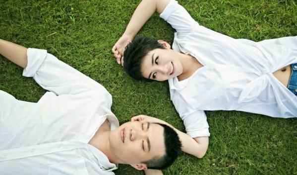 迪丽热巴|黄奕:两段婚姻遍体鳞伤,43岁想给女儿一个温暖的家