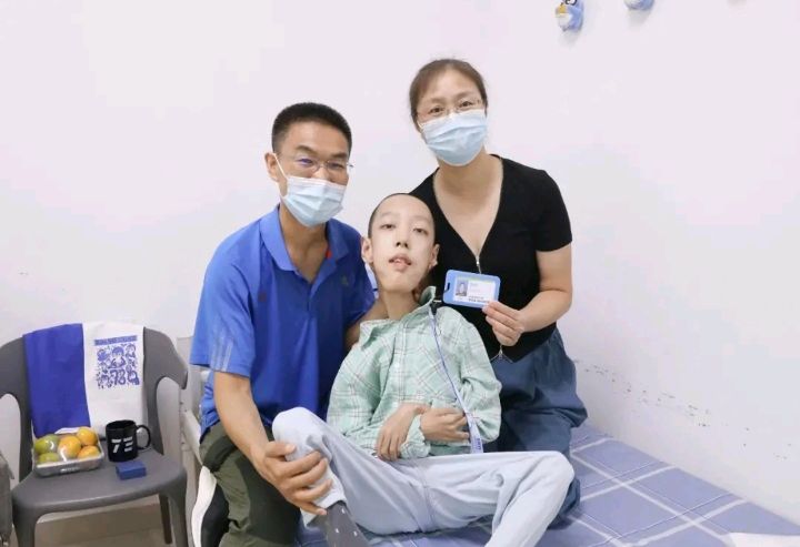 北航|体重36斤的邢益凡考上北航：活着已经用尽全力，为什么他还要学习