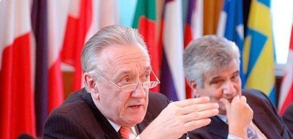 英伟达|400亿收购案再遇变故！美国欲出手阻拦，中国不做“出头鸟”