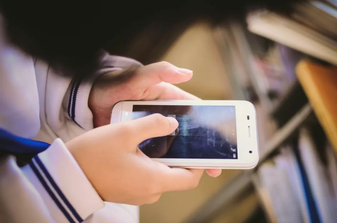 宫颈癌|宫颈癌早期身体有信号，如果有要警惕