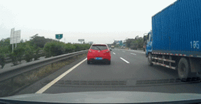 萌萌萌说|约了上门按摩的妹子，包里居然带了这些工具，男生看完都脸红了！