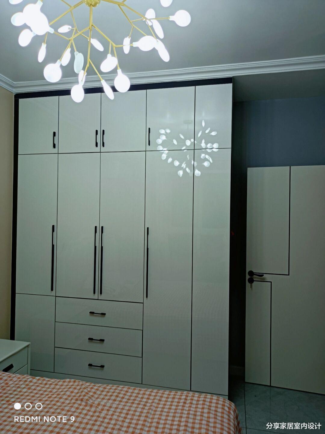 |入住新房之后，每天坚持收拾打扫干净，家人住着开心，生活很幸福