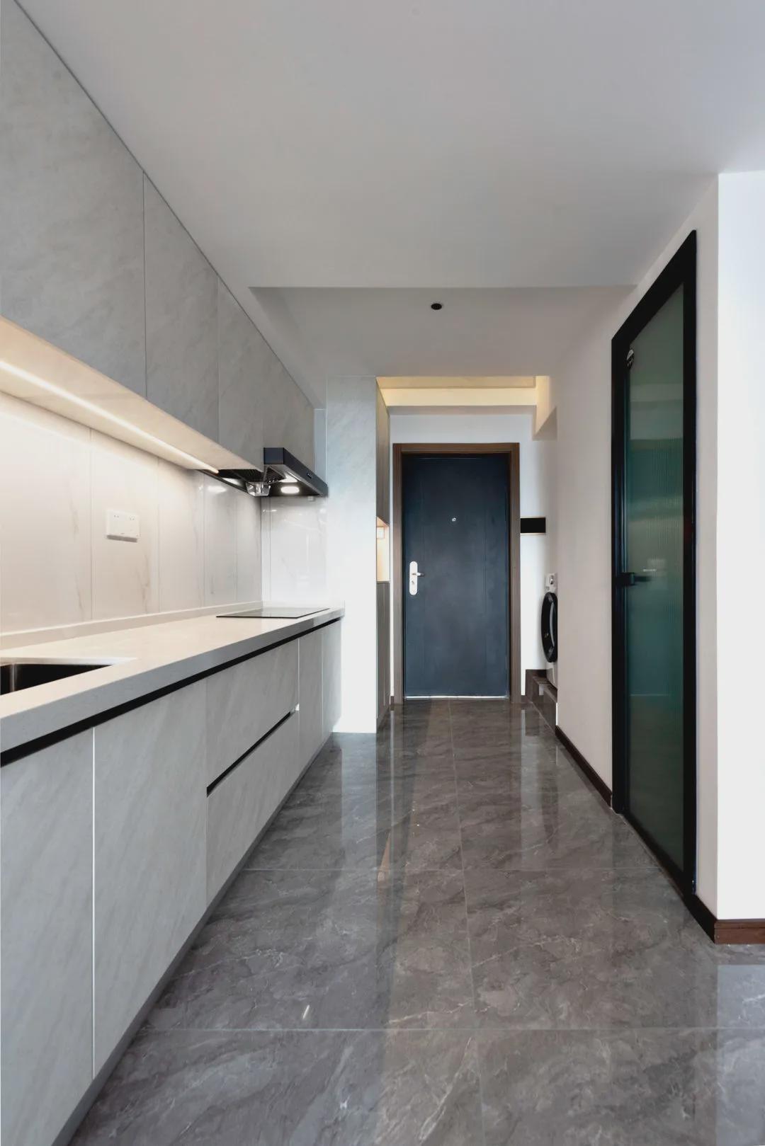 没钱买大房子，34㎡小户型将就一下，装修还不错，该有的都有