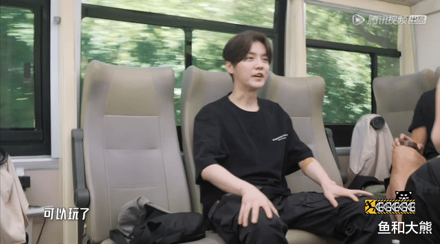 王莫涵|《五哈2》口碑创新低！邓超“罢录”上热搜，鹿晗回归或成转折点