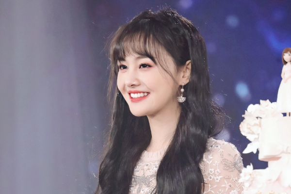 郑爽|郑爽未播剧有望播出？《翡翠恋人》呼声最高，网友提议AI换脸