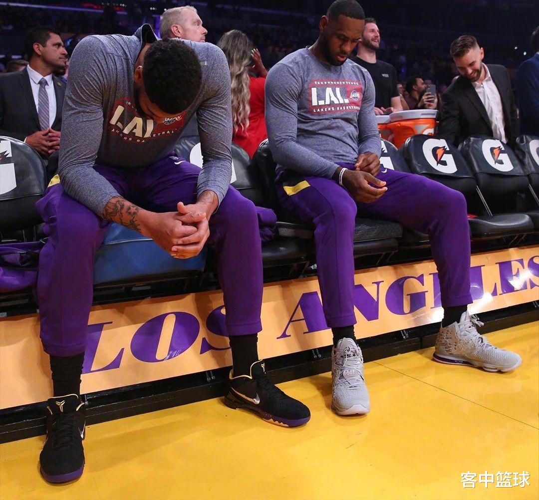 湖人队|4年1.8亿！巴特勒只想夺冠，湖人愿以4换1，卡鲁索或选择单飞