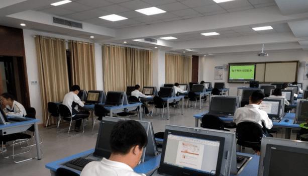 大学|大学专业里五大专业已“严重饱和”，毕业相当于失业，填报要谨慎