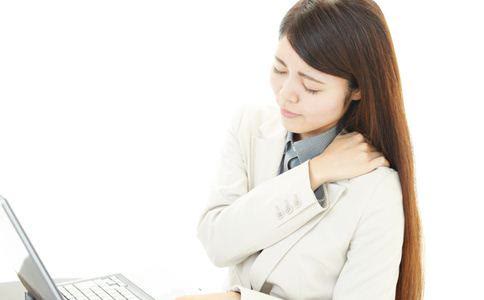 心安勿想 办公室白领如何远离颈椎病？护颈小妙招，缓解酸痛远离颈椎病