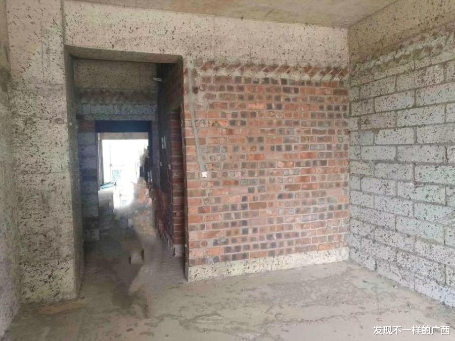 贵阳|北海北部湾广场商圈某楼盘42套被打包拍卖，两千多万没有人要