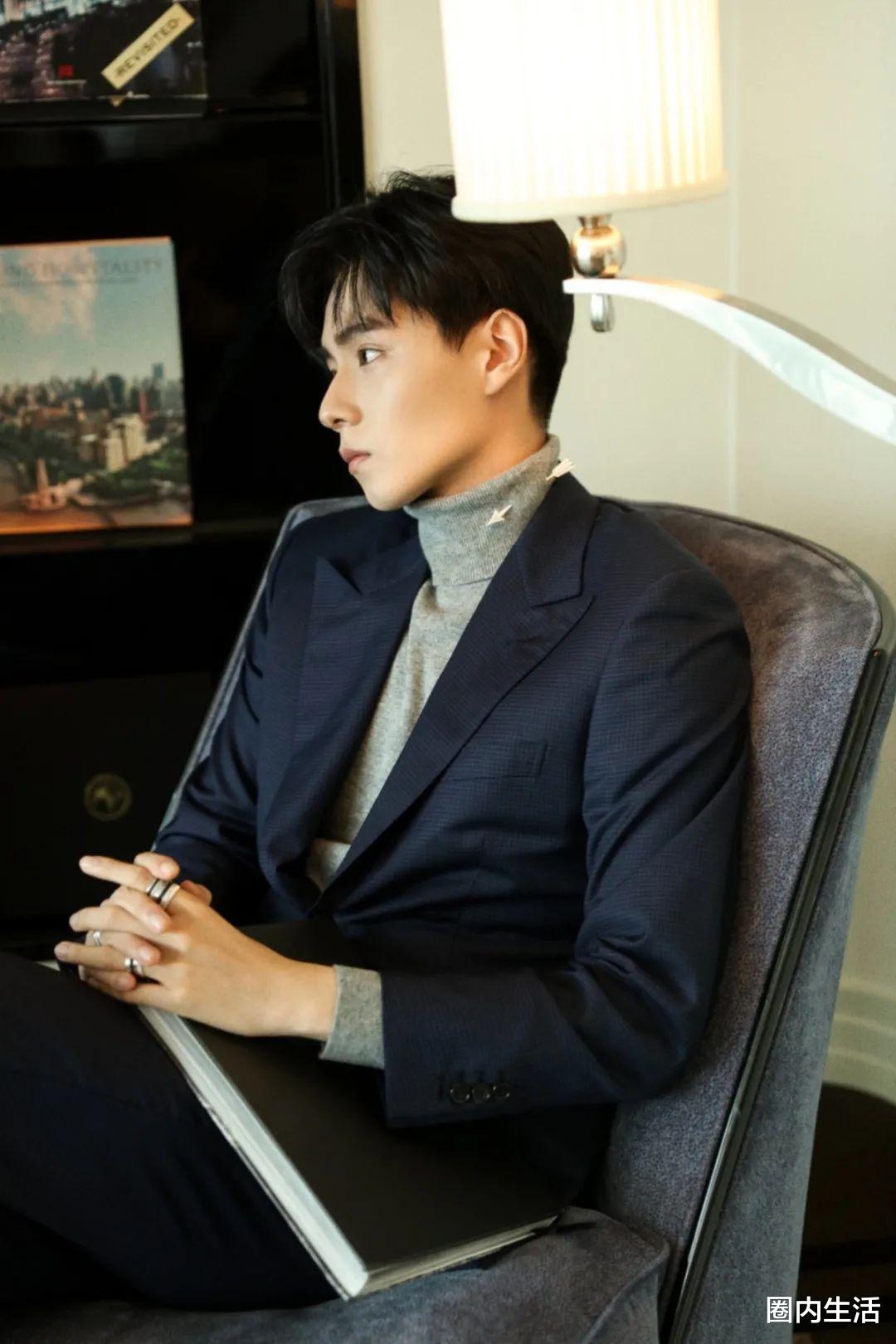 玛丽娜|胡一天的后台再次崩塌了，现在他都很怀疑自己是不是纯属在克后台