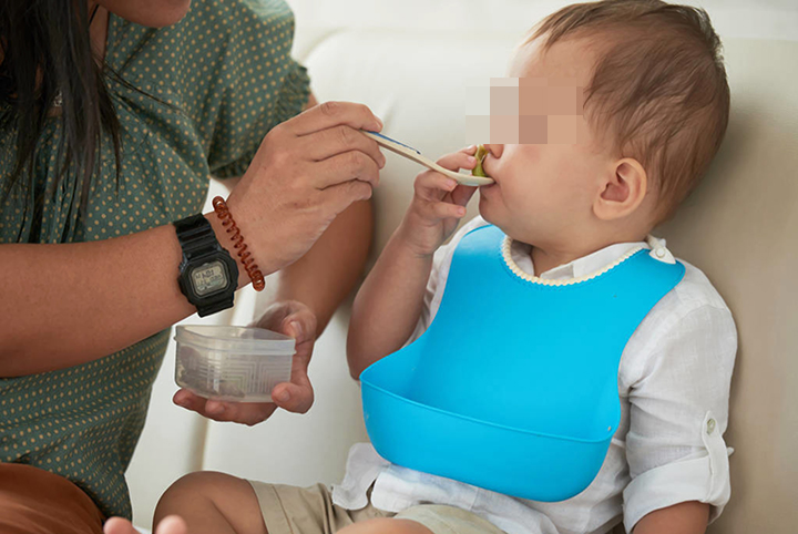 两口育儿|婆婆质问宝妈：为什么不给宝宝吃盐？妈妈回怼：孩子还不满一岁