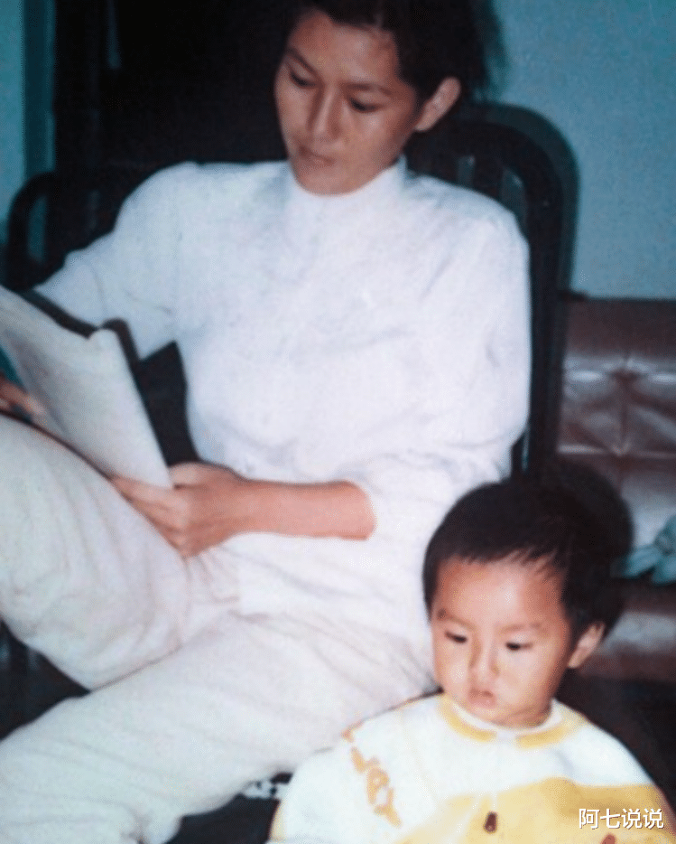 吴亦凡|“风流男神”吴亦凡的花花世界