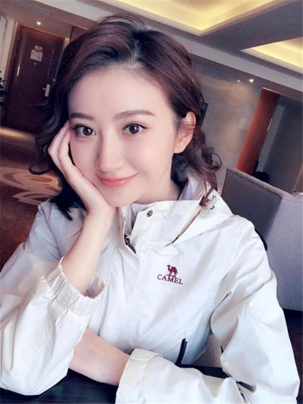 景甜|景甜的富贵情史,靠美色上位被大佬扶持多年,与冠军相恋惨遭抛弃