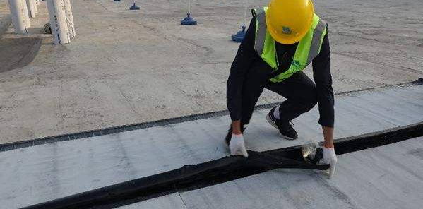 宏成建材|自粘式防水卷材施工工艺，防水人必须掌握