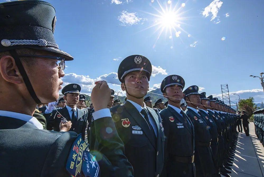 文职|历年官方关于军队文职报考、福利待遇、日常生活问题解答！