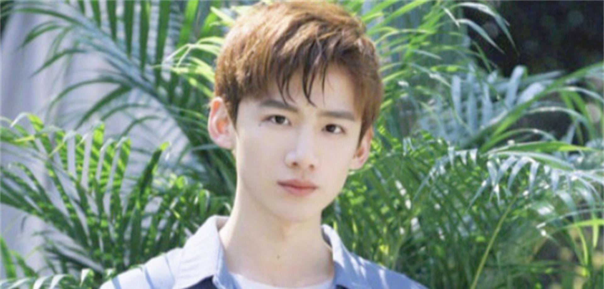 张雨绮|5位做“双眼皮”的明星，白敬亭形象大增，张雨绮因此跟星爷大吵