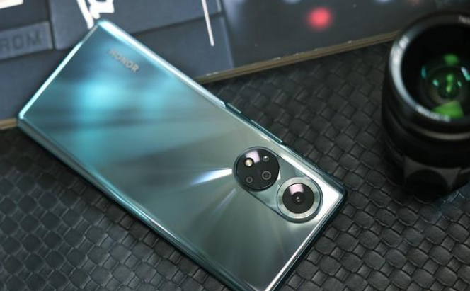 真我gt2|讓Vlog脫離手的束縛？榮耀線下聯合跨年活動驚喜滿滿