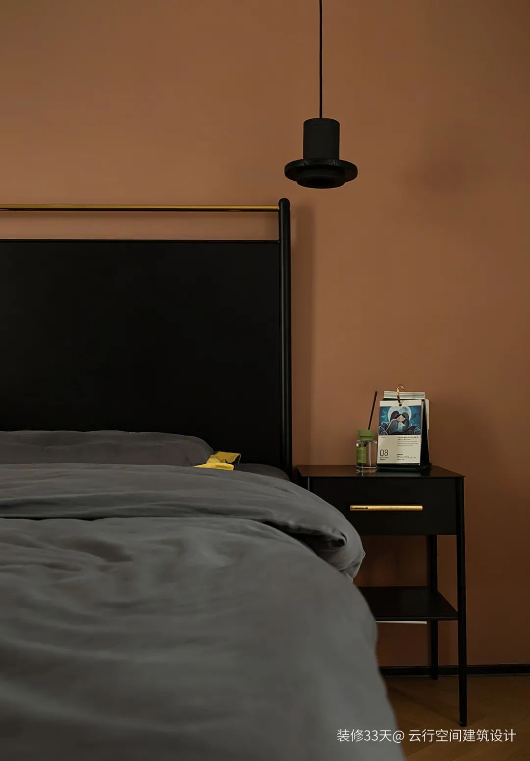 装修设计：阳台隔出一间房，75平刚需颜值两居