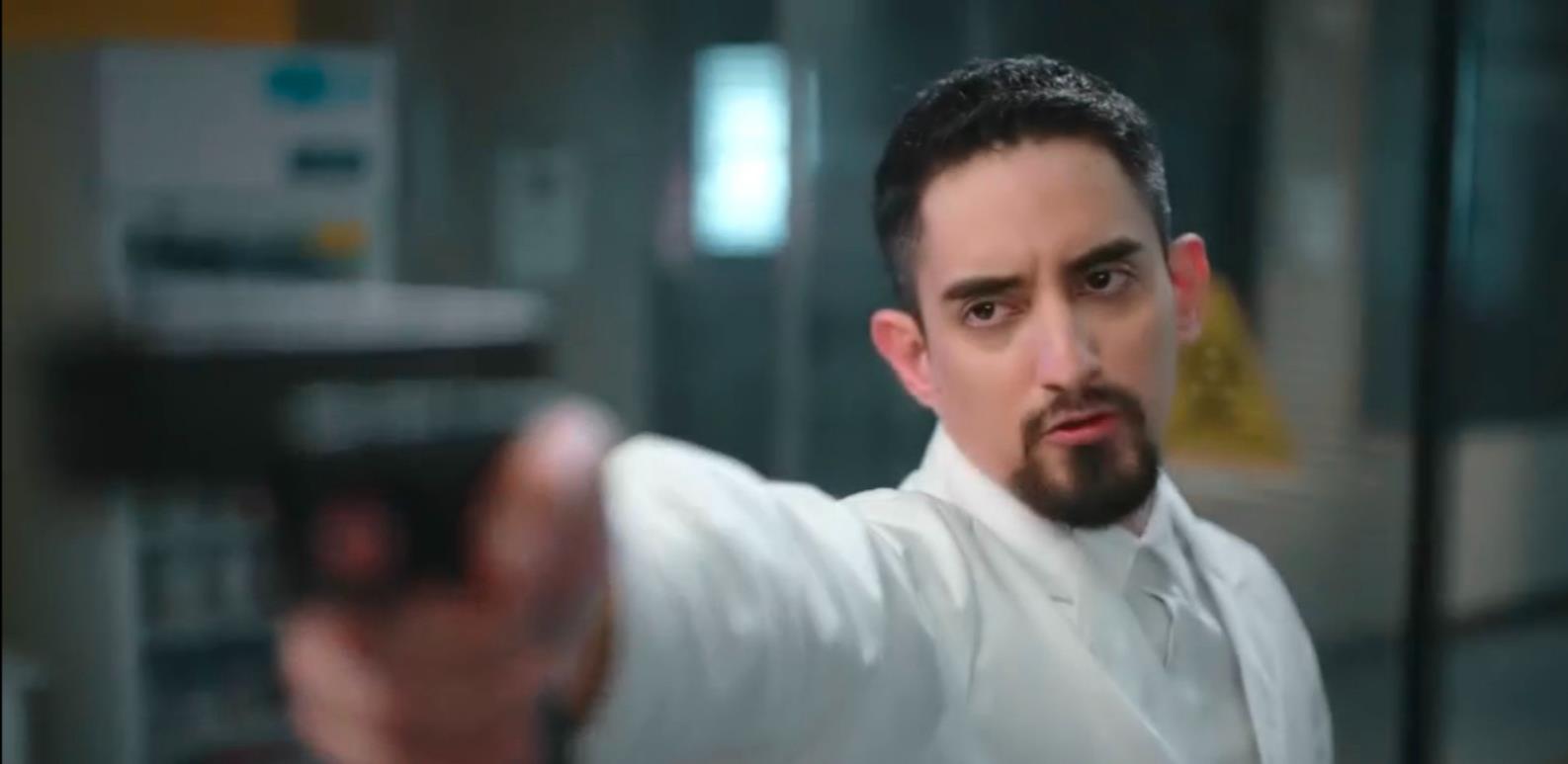 周雨彤|我就没见过这么拧巴的女主，明明该讨厌她，可却生不出一点憎恶感