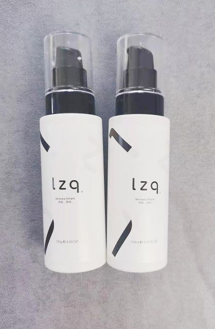 痘痘|这些特别火的水乳不值得种草，难用到哭泣，姐妹们来避避雷吧