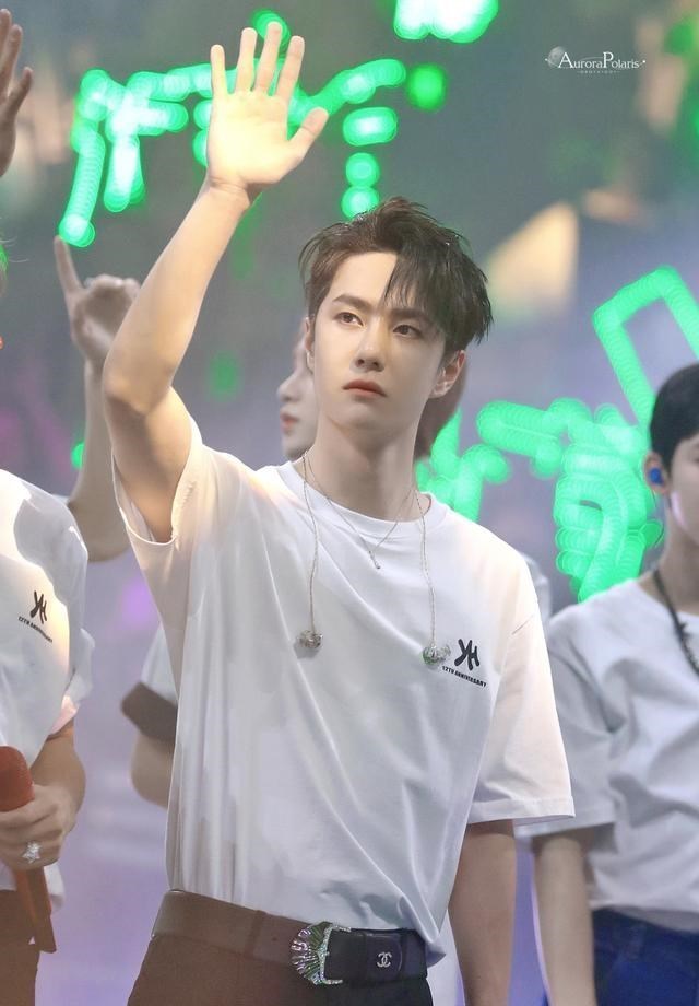 王一博|王一博随韩红驰援河南，流量化作正能量，粉丝骄傲！