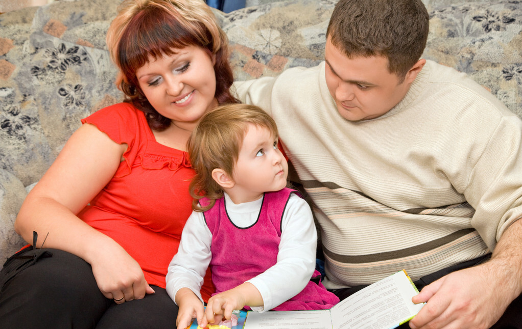 母婴参考|女孩11岁前，身体出现这些信号，可能是性早熟，父母要多注意