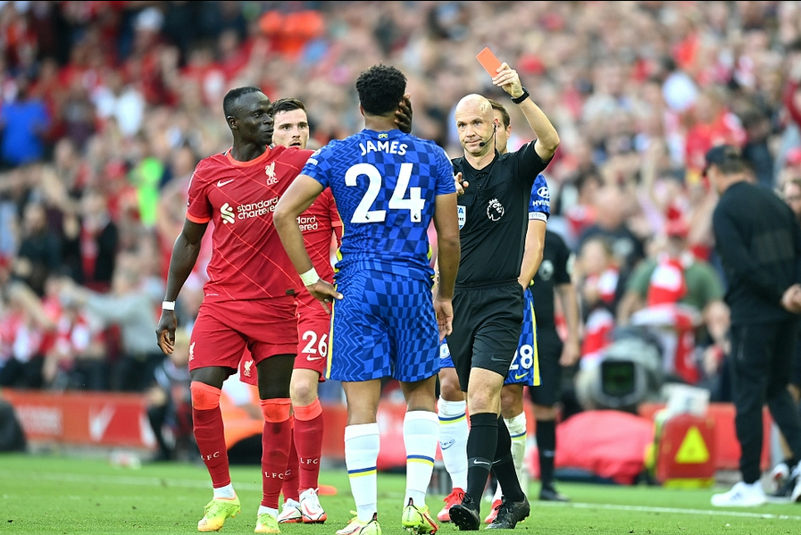 英超|感謝裁判和同行！2022年首戰(zhàn)之后，瓜迪奧拉已將冠軍攬入懷中