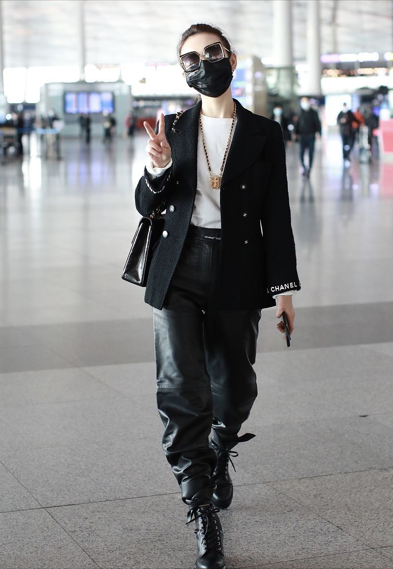 BiuFashion|王鸥这身材优势真强，日常穿搭都又A又飒，穿衣打扮真有一套