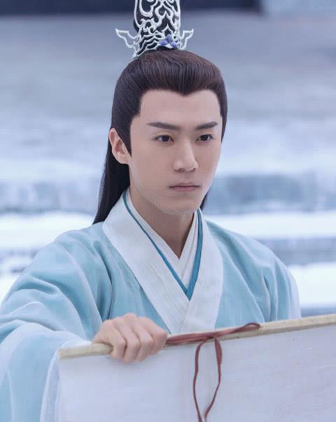 林心如|他被林心如耽误了8年，低谷时被赵丽颖拉了一把，如今终于走红