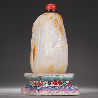 和田玉籽料|清代：和田玉籽料「瓜果」鼻烟壶