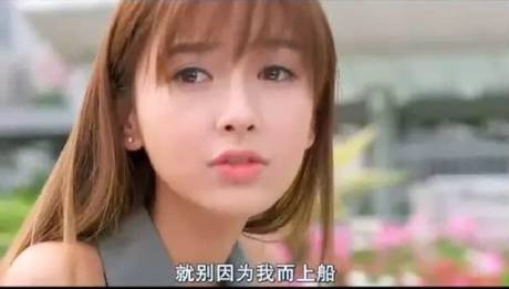 Angelababy|杨颖情人节发文，疑似回应已经离婚？