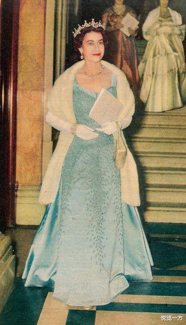 奥黛丽·赫本|红颜易老？赫本、费雯丽、凯利和欧洲美貌公主们容颜老去时