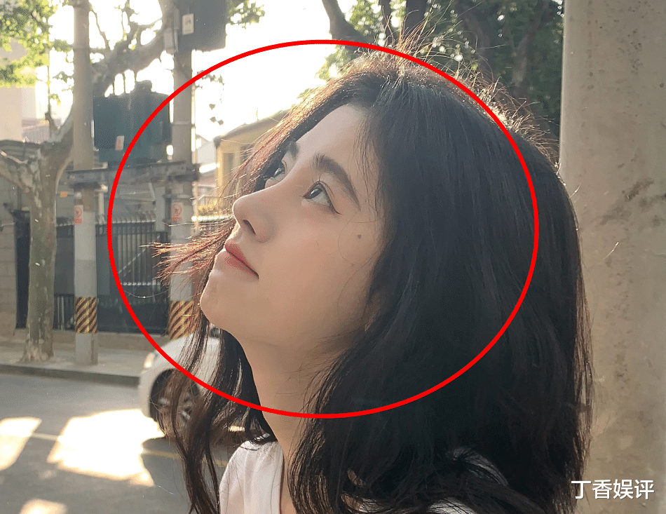 鞠婧禕曬原相機無美顏自拍，陽光照過她的鼻梁，是否整過一目瞭然-圖7