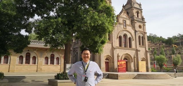 素手挽清说 躺平可耻?43岁教授用“亲身经历”告知:寒门可以出贵子!